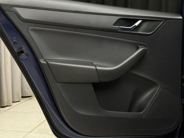 Skoda Rapid I с пробегом 2014 года, цена 799 000 рублей, 238000 км, лифтбек, Автокод Объявления