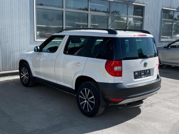 Skoda Yeti I с пробегом 2013 года, цена 710 000 рублей, 215082 км, внедорожник, Автокод Объявления