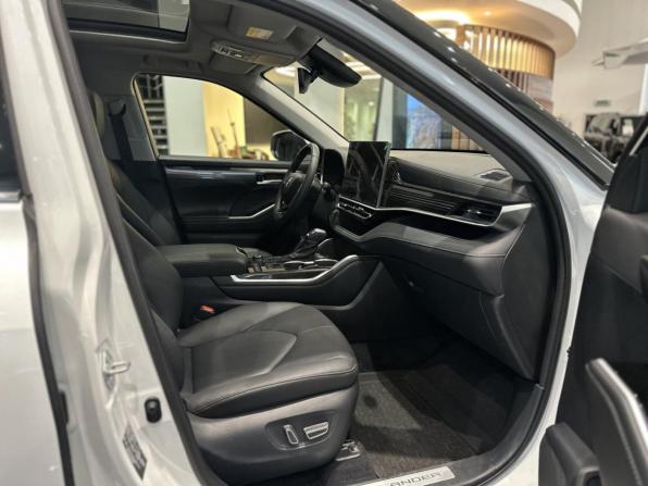 Toyota Highlander IV (XU70) с пробегом 2025 года, цена 4 955 000 рублей, 8601 км, внедорожник, Автокод Объявления