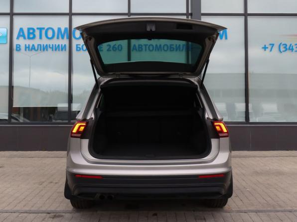 Volkswagen Tiguan II с пробегом 2019 года, цена 2 399 000 рублей, 85625 км, внедорожник, Автокод Объявления