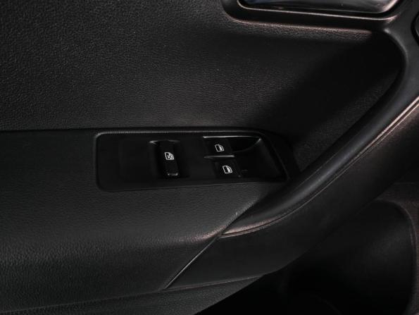 Volkswagen Polo V Рестайлинг с пробегом 2015 года, цена 1 179 000 рублей, 75678 км, седан, Автокод Объявления