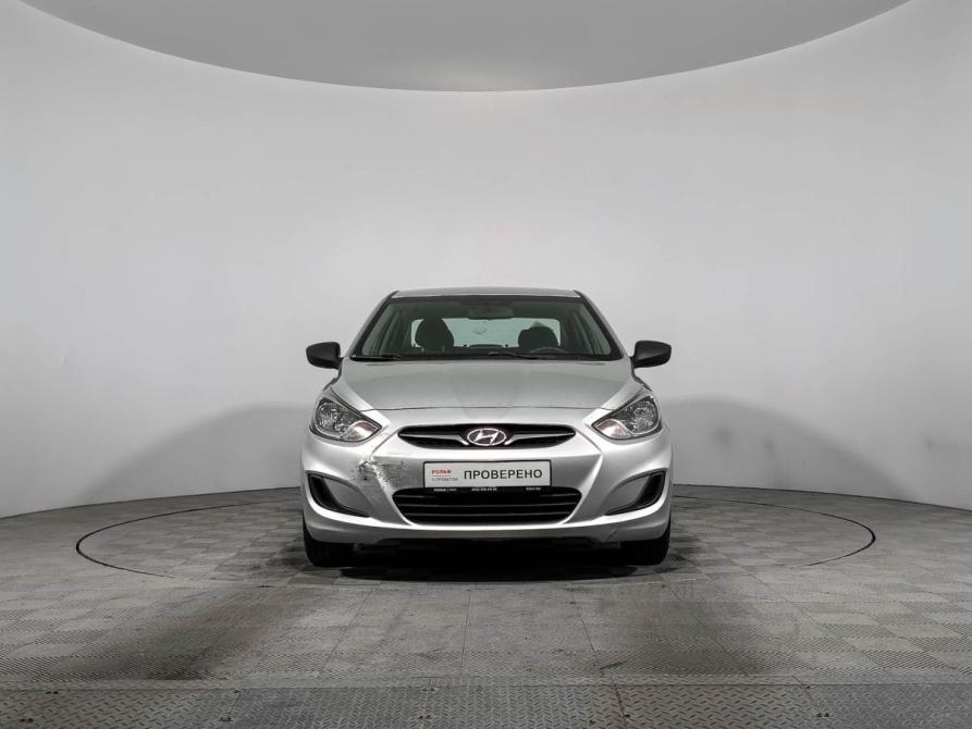 Hyundai Solaris I Санкт-Петербург  - изображение 2
