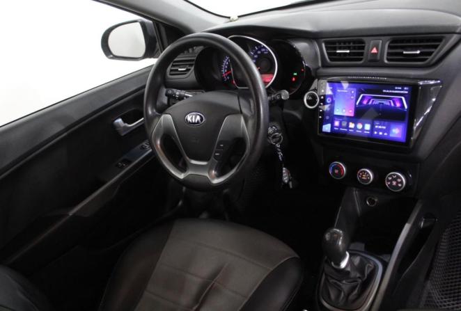 Kia Rio III Рестайлинг с пробегом 2015 года, цена 830 000 рублей, 162802 км, хэтчбек, Автокод Объявления