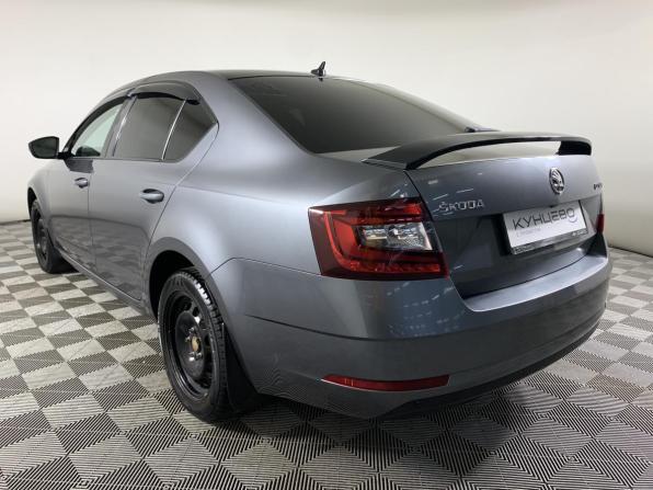 Skoda Octavia III (A7) Рестайлинг с пробегом 2018 года, цена 1 615 000 рублей, 152951 км, лифтбек, Автокод Объявления