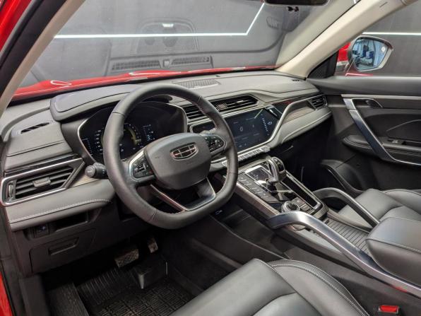 Geely Atlas Pro с пробегом 2021 года, цена 1 880 000 рублей, 57590 км, внедорожник, Автокод Объявления