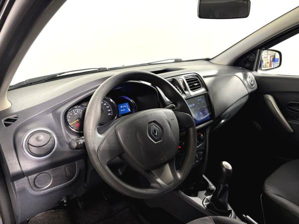 Renault Logan II с пробегом 2014 года, цена 680 000 рублей, 92860 км, седан, Автокод Объявления