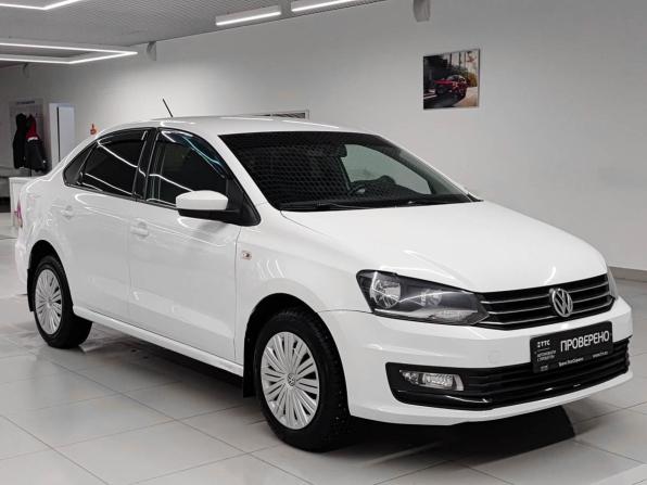 Volkswagen Polo V Рестайлинг с пробегом 2017 года, цена 930 000 рублей, 113585 км, седан, Автокод Объявления