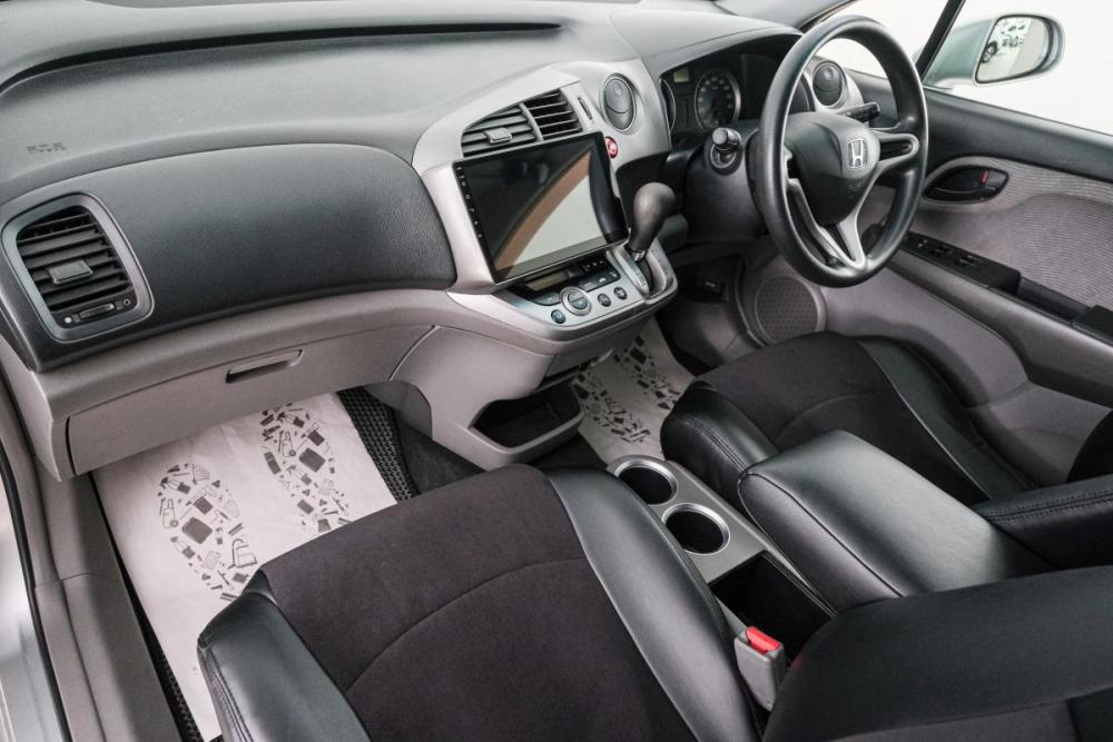 Honda Stream II Рестайлинг Красноярск  - изображение 13