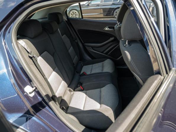 Mercedes-Benz GLA I (X156) Рестайлинг с пробегом 2018 года, цена 1 600 000 рублей, 156744 км, внедорожник, Автокод Объявления