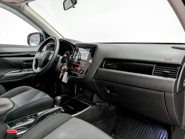 Mitsubishi Outlander III Рестайлинг 3 с пробегом 2019 года, цена 1 900 000 рублей, 82603 км, внедорожник, Автокод Объявления