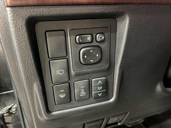 Toyota Land Cruiser Prado 150 Series Рестайлинг 1 с пробегом 2014 года, цена 3 049 000 рублей, 196500 км, внедорожник, Автокод Объявления