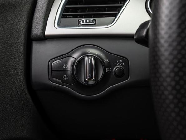 Audi A4 IV (B8) Рестайлинг с пробегом 2012 года, цена 1 280 000 рублей, 247870 км, седан, Автокод Объявления