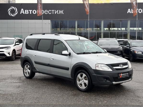 Lada (ВАЗ) Largus I с пробегом 2019 года, цена 789 000 рублей, 209000 км, универсал, Автокод Объявления