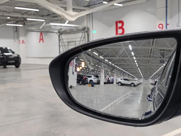 Hyundai Lafesta I Рестайлинг с пробегом 2022 года, цена 2 610 000 рублей, 32824 км, седан, Автокод Объявления