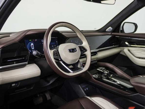 Geely Monjaro I с пробегом 2023 года, цена 3 356 100 рублей, 36200 км, внедорожник, Автокод Объявления