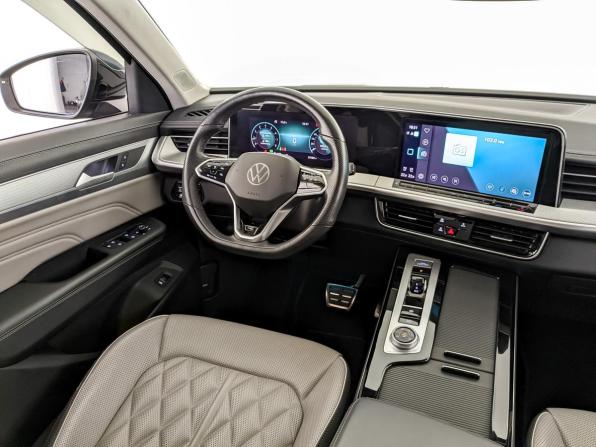 Volkswagen Tavendor I с пробегом 2023 года, цена 4 655 000 рублей, 59580 км, внедорожник, Автокод Объявления