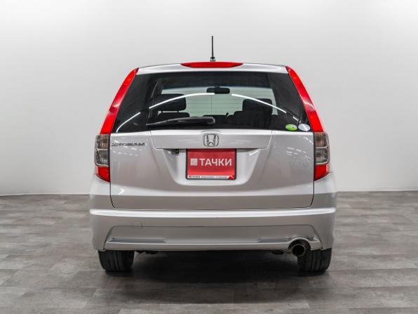 Honda Stream II с пробегом 2006 года, цена 815 000 рублей, 305199 км, компактвэн, Автокод Объявления