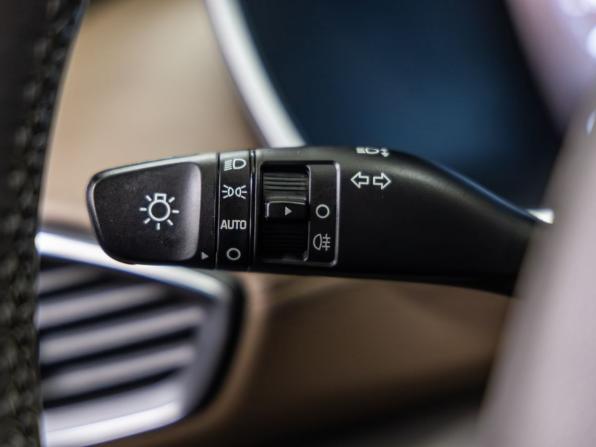 Hyundai Santa Fe IV Рестайлинг с пробегом 2022 года, цена 3 628 000 рублей, 96400 км, внедорожник, Автокод Объявления