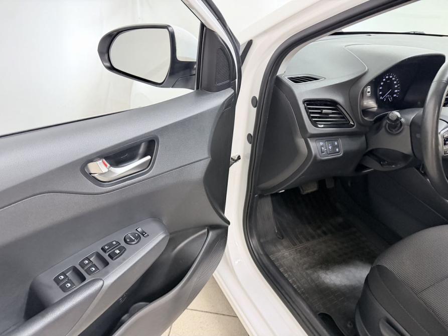 Hyundai Solaris II Рестайлинг Воронеж  - изображение 16