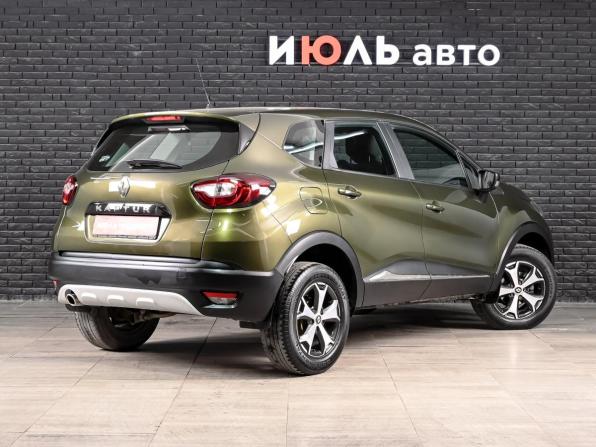 Renault Kaptur I с пробегом 2017 года, цена 1 460 000 рублей, 61748 км, внедорожник, Автокод Объявления