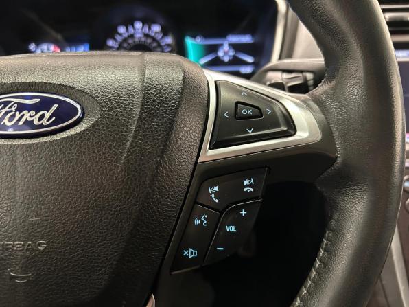 Ford Fusion (North America) II с пробегом 2016 года, цена 899 000 рублей, 254505 км, седан, Автокод Объявления