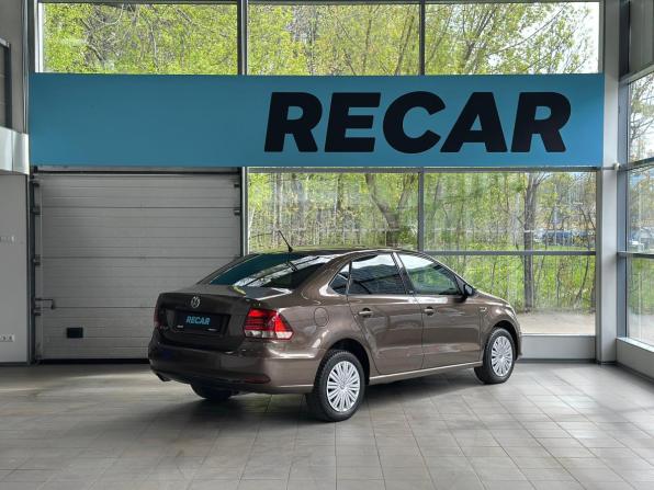 Volkswagen Polo V Рестайлинг с пробегом 2016 года, цена 1 300 000 рублей, 86374 км, седан, Автокод Объявления