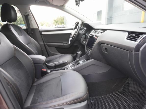 Skoda Octavia III (A7) с пробегом 2015 года, цена 1 178 000 рублей, 180741 км, лифтбек, Автокод Объявления