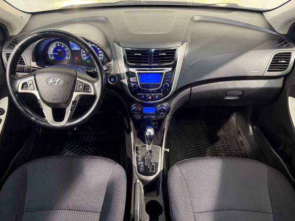 Hyundai Solaris I с пробегом 2014 года, цена 969 800 рублей, 124000 км, седан, Автокод Объявления