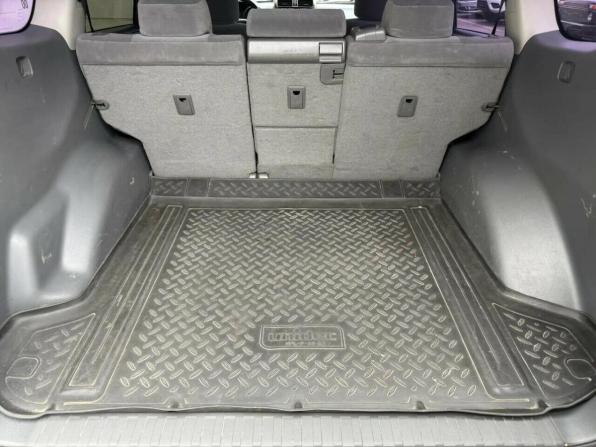 Toyota Land Cruiser Prado 150 Series Рестайлинг 1 с пробегом 2013 года, цена 2 782 500 рублей, 232100 км, внедорожник, Автокод Объявления