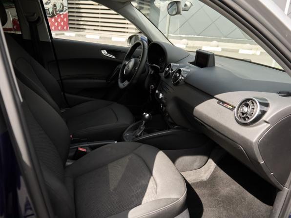 Audi A1 I (8X) с пробегом 2012 года, цена 870 000 рублей, 223641 км, хэтчбек, Автокод Объявления