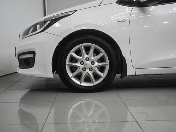 Kia Ceed II Рестайлинг с пробегом 2017 года, цена 1 059 000 рублей, 148644 км, универсал, Автокод Объявления