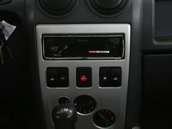 Renault Logan I с пробегом 2006 года, цена 211 000 рублей, 170000 км, седан, Автокод Объявления