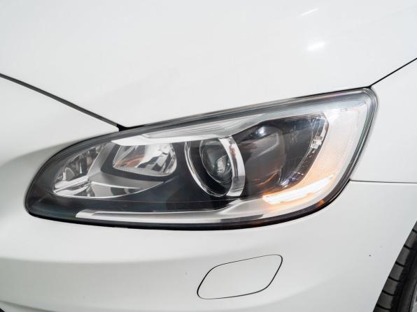 Volvo V60 I Рестайлинг с пробегом 2013 года, цена 1 250 000 рублей, 162968 км, универсал, Автокод Объявления