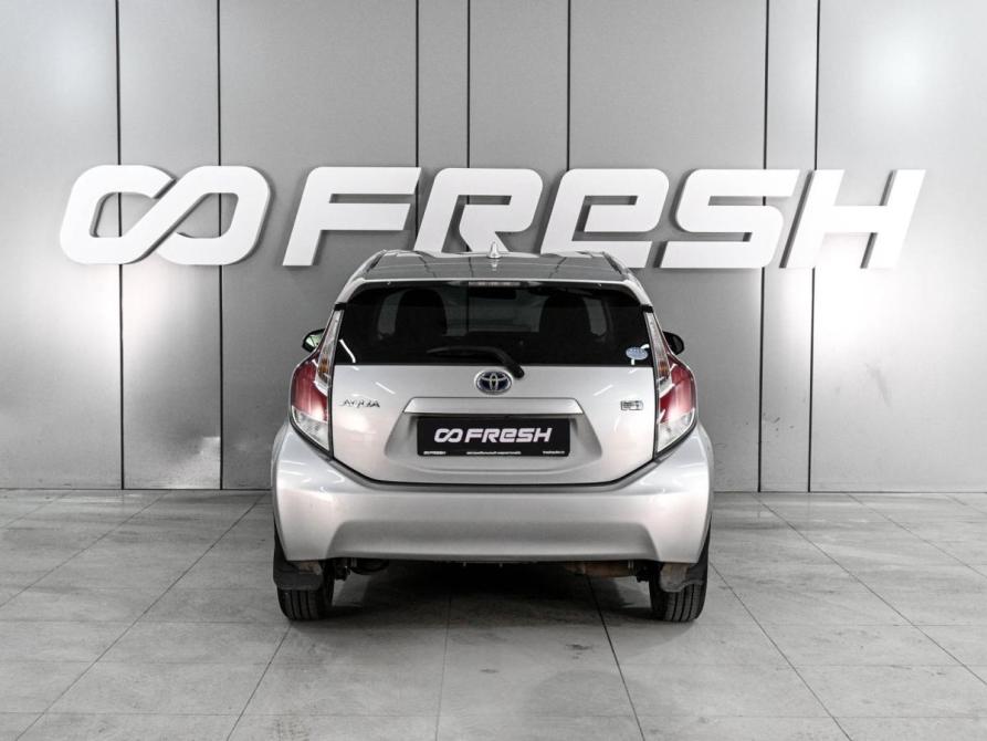 Toyota Aqua I Рестайлинг Ростов-на-Дону  - изображение 4