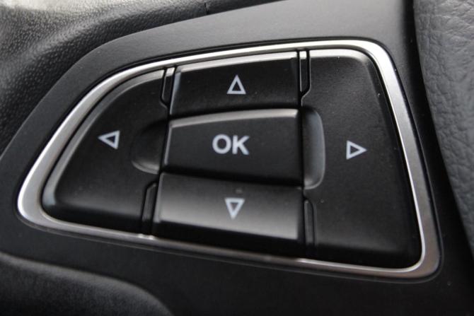 Ford Kuga II Рестайлинг с пробегом 2016 года, цена 1 995 000 рублей, 55517 км, внедорожник, Автокод Объявления