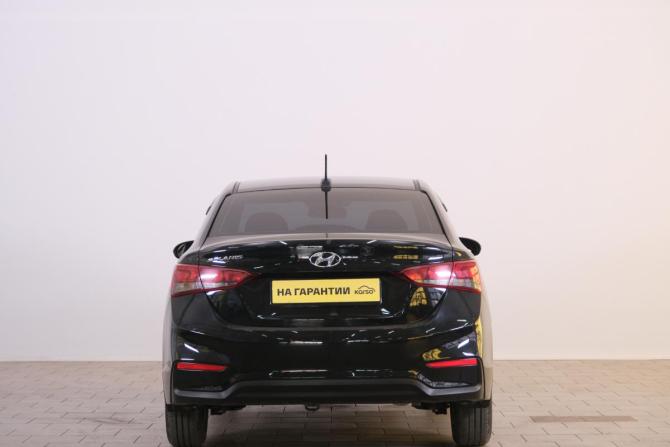 Hyundai Solaris II с пробегом 2017 года, цена 1 079 000 рублей, 59279 км, седан, Автокод Объявления