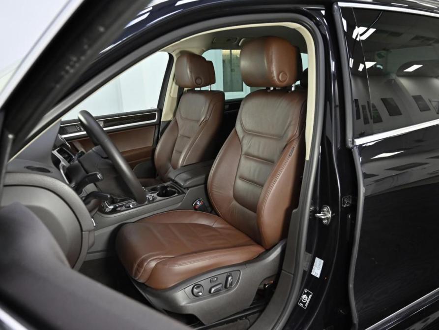 Volkswagen Touareg II Москва  - изображение 11
