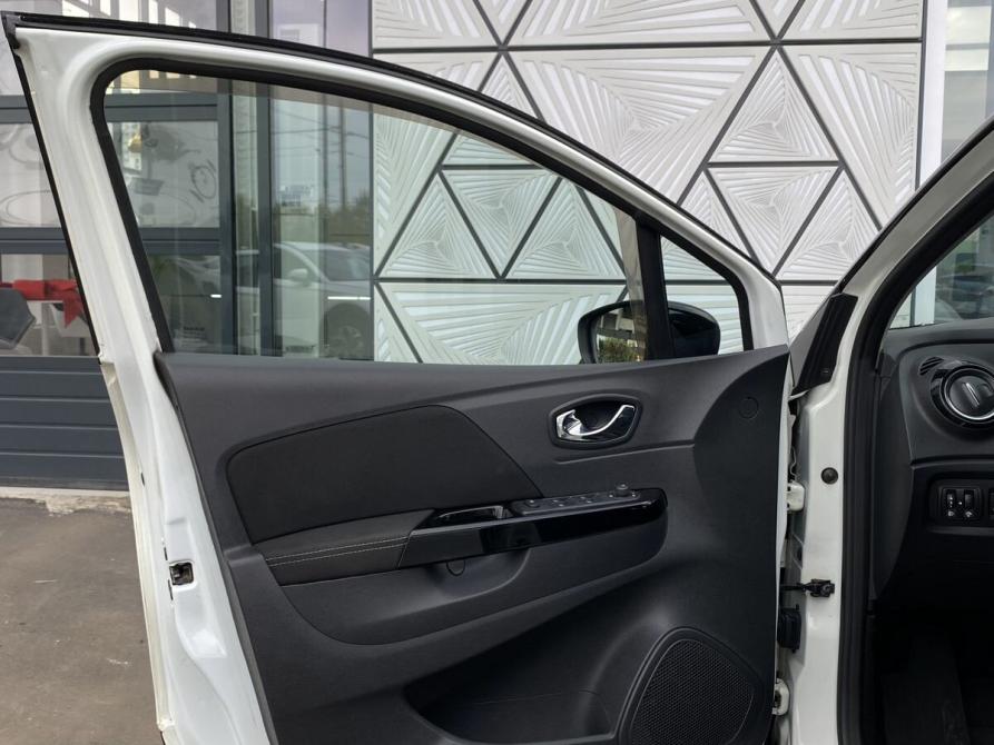 Renault Kaptur I Москва  - изображение 18