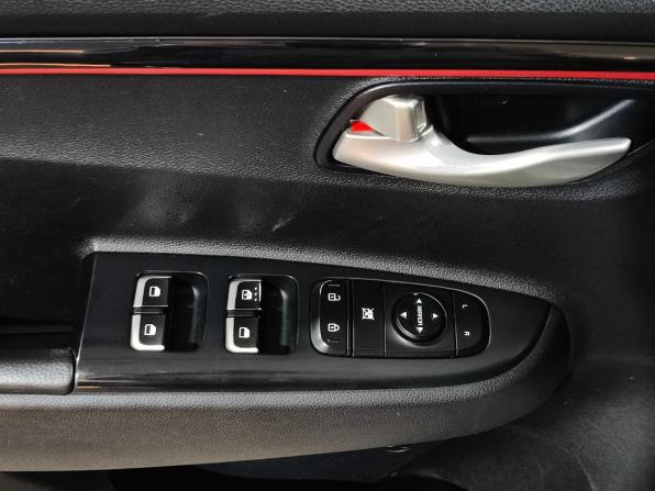 Kia Rio IV с пробегом 2020 года, цена 1 499 000 рублей, 108047 км, хэтчбек, Автокод Объявления