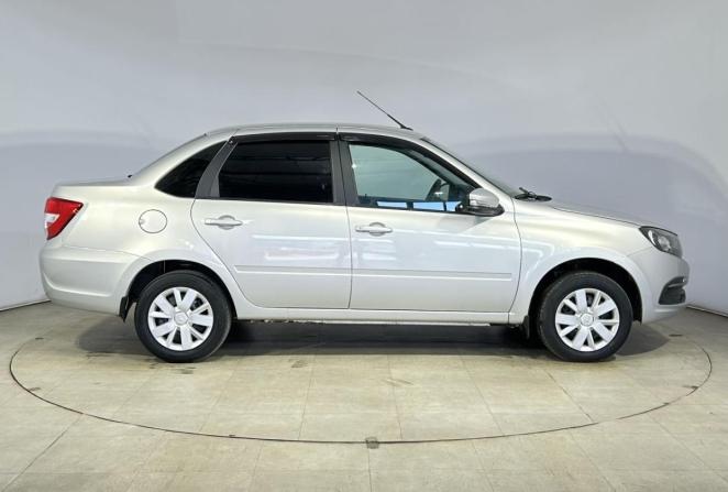 Lada (ВАЗ) Granta I Рестайлинг с пробегом 2022 года, цена 820 000 рублей, 38987 км, седан, Автокод Объявления