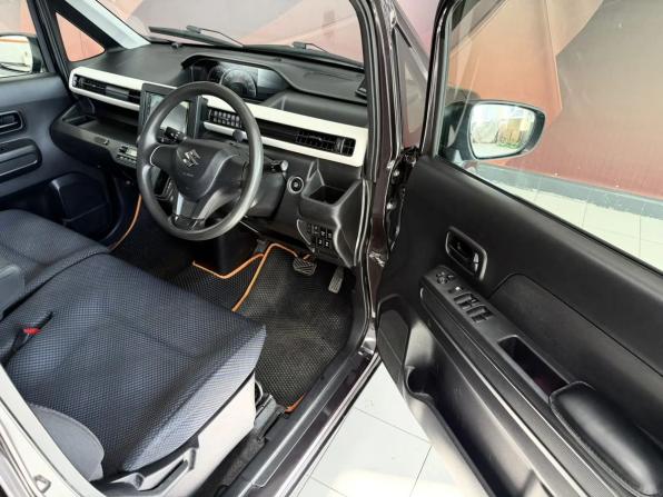 Suzuki Wagon R VI с пробегом 2018 года, цена 920 000 рублей, 113000 км, хэтчбек, Автокод Объявления