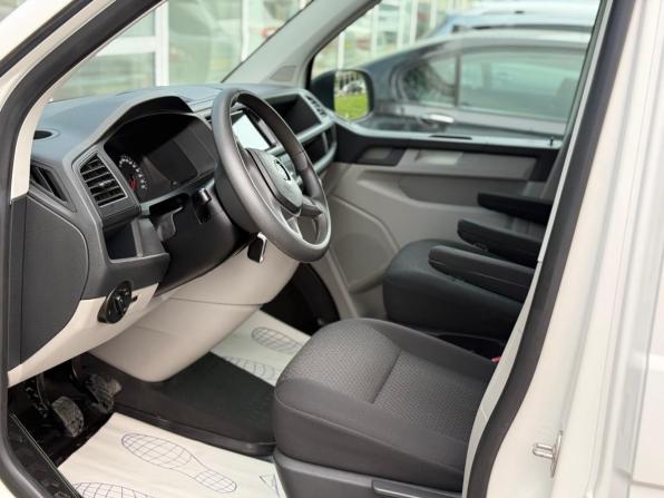 Volkswagen Caravelle T6 с пробегом 2018 года, цена 3 300 000 рублей, 62251 км, минивэн, Автокод Объявления