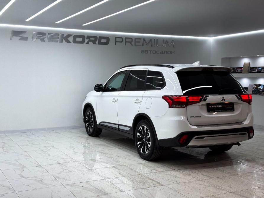 Mitsubishi Outlander III Рестайлинг 3 Уфа  - изображение 31