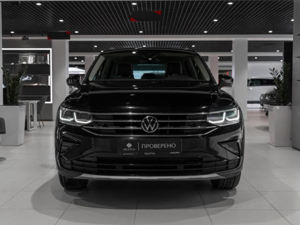 Volkswagen Tiguan II Рестайлинг с пробегом 2022 года, цена 3 460 000 рублей, 56725 км, внедорожник, Автокод Объявления
