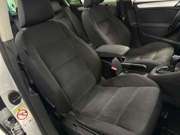 Volkswagen Golf VI с пробегом 2009 года, цена 650 000 рублей, 319225 км, хэтчбек, Автокод Объявления