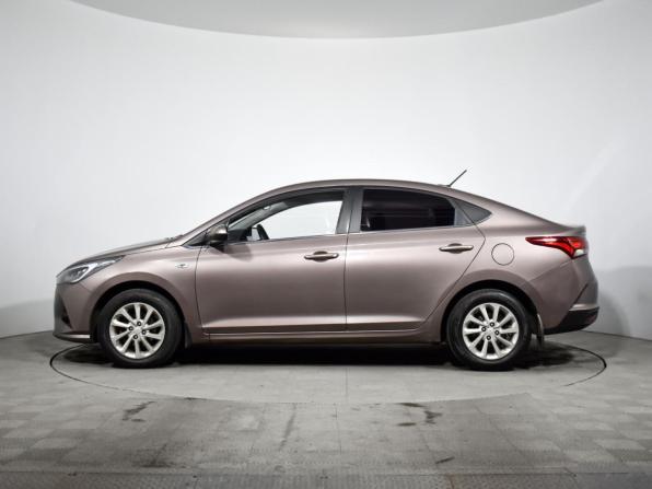 Hyundai Solaris II Рестайлинг с пробегом 2021 года, цена 1 090 000 рублей, 249857 км, седан, Автокод Объявления