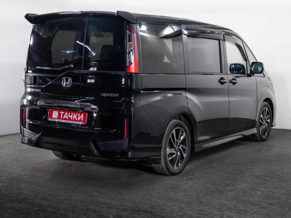 Honda Stepwgn V Рестайлинг с пробегом 2019 года, цена 2 195 000 рублей, 76109 км, минивэн, Автокод Объявления