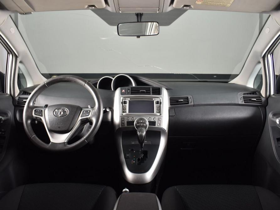 Toyota Verso I Кемерово  - изображение 9