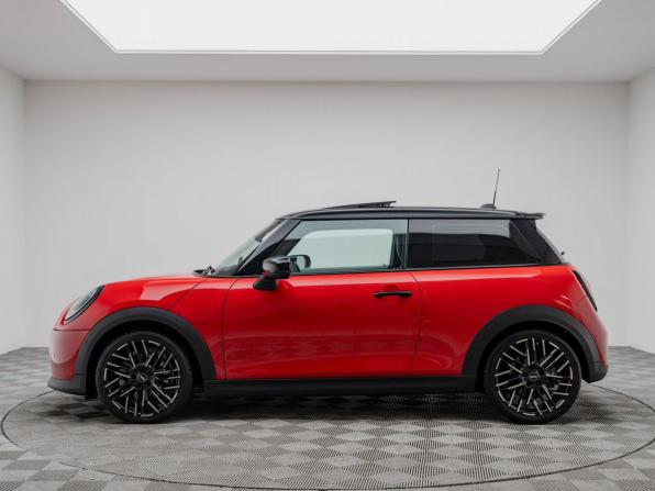Mini Hatch IV (F65/F66/J01) с пробегом 2025 года, цена 5 299 000 рублей, 4530 км, хэтчбек, Автокод Объявления