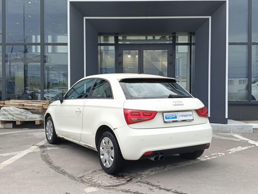 Audi A1 I (8X) Москва  - изображение 7